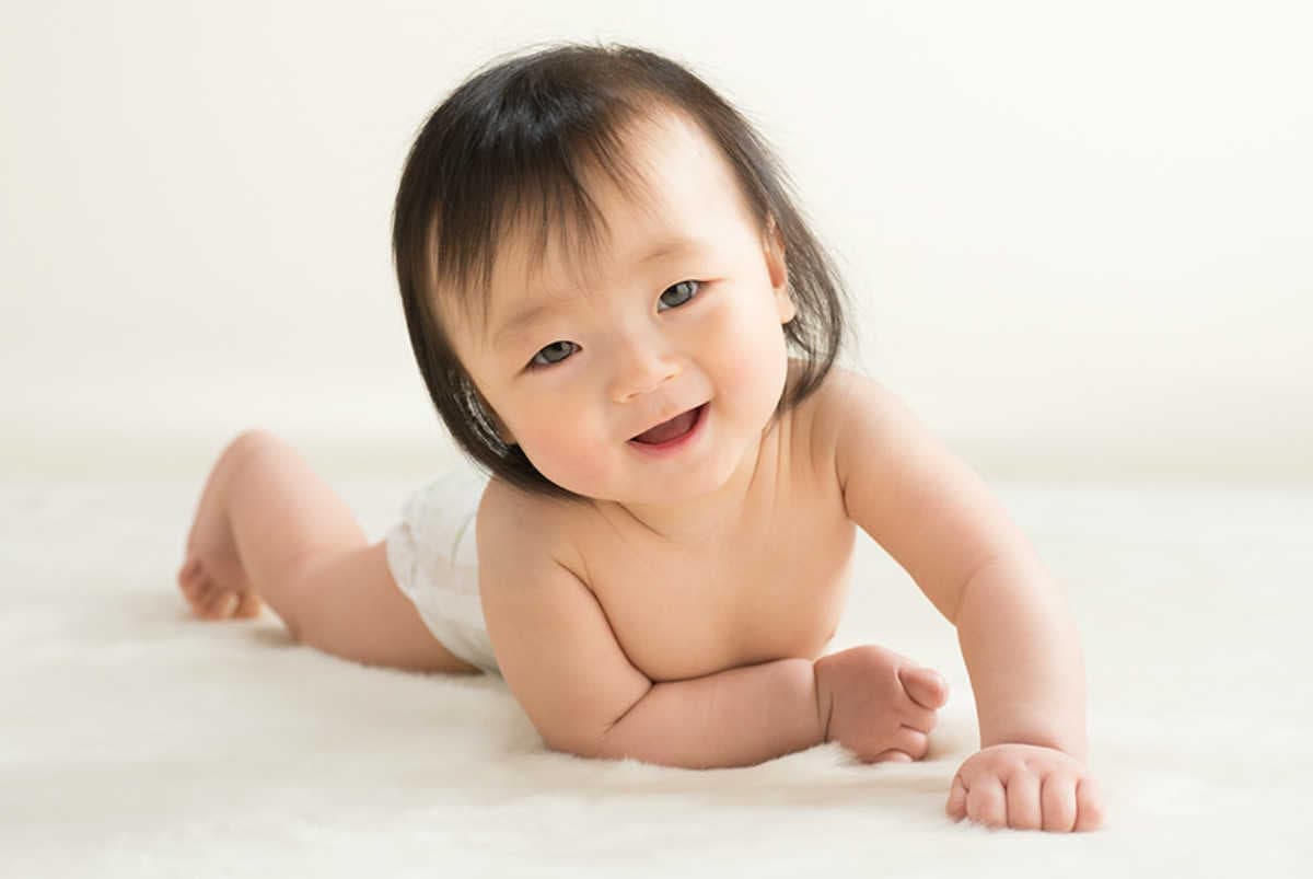 笑顔の赤ちゃん