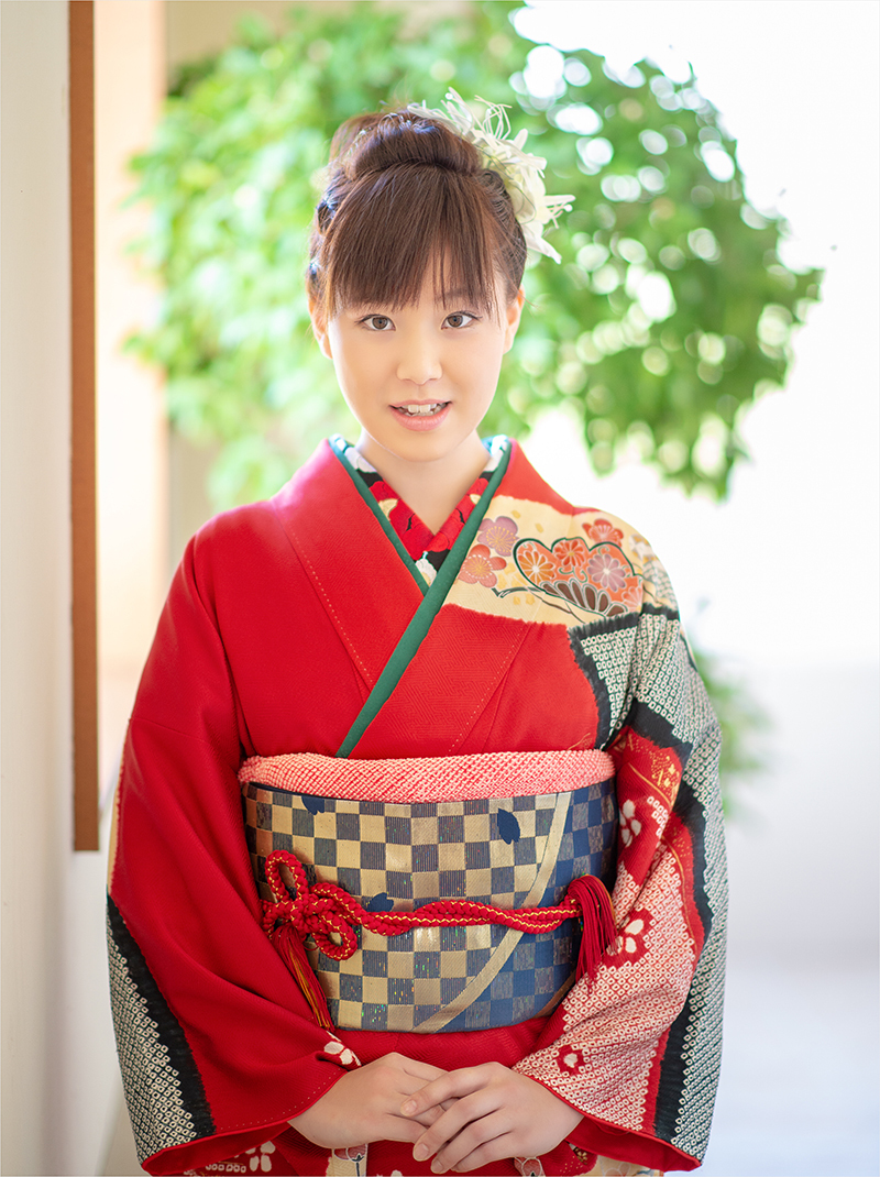 成人式女性の自然なショット