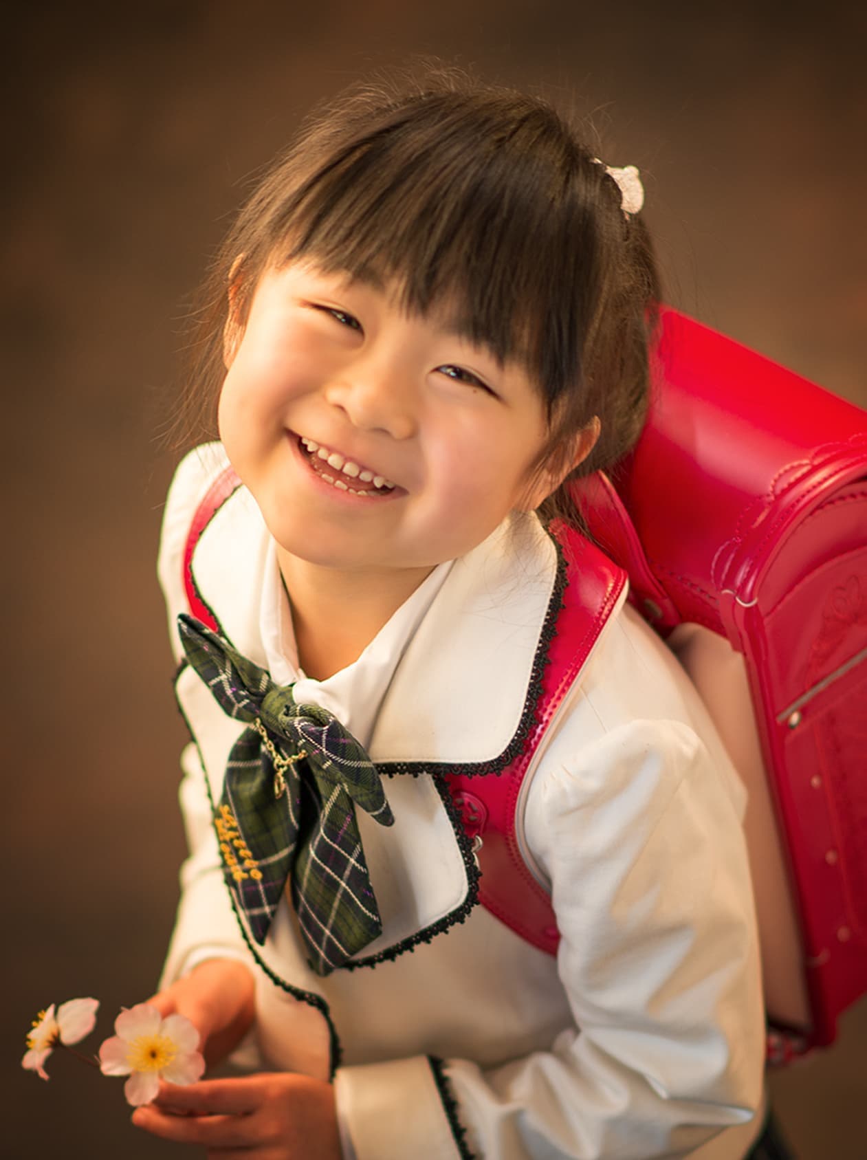 ランドセルと女の子「