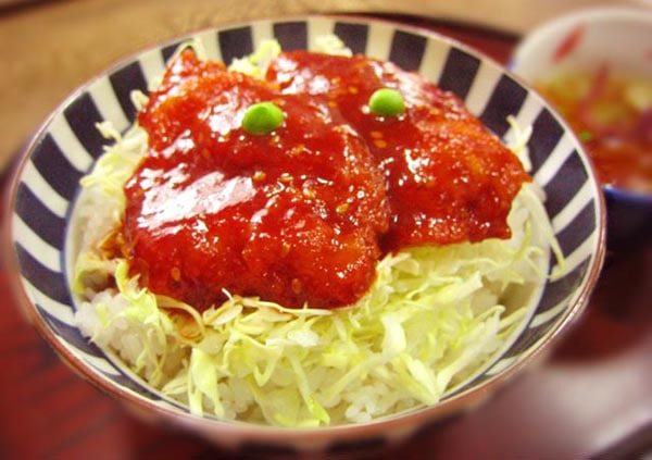 ソース鶏カツ丼